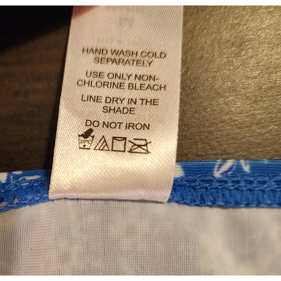 Tahari 2 piece Set Swimsuit Bathing Suit Off Shoulder LARGE Blue White Floral - Picture 15 of 16